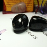 Garnet Tumbled Garnet Tumbled